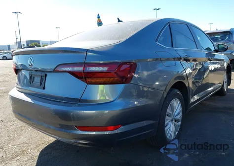 2019 Volkswagen Jetta 1.4T R-Line/1.4T S/1.4T Se z USA, uszkodzony, nr VIN 3VWC57BU0KM083952